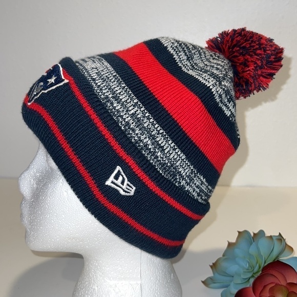 NFL New Era New England Patriots Beanie - Picture 5 of 11